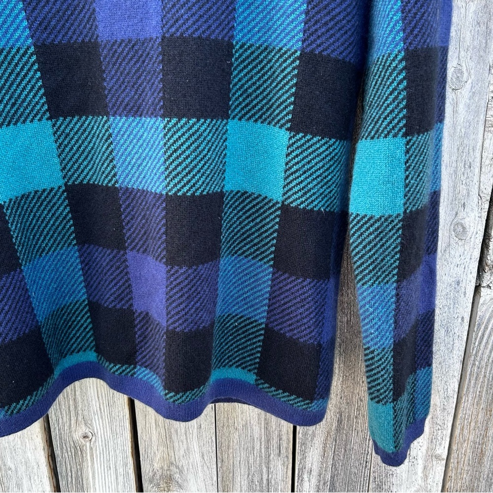Lands’ End Plaid Cashmere Crewneck Cardigan Blue Green Black M - Picture 10 of 14